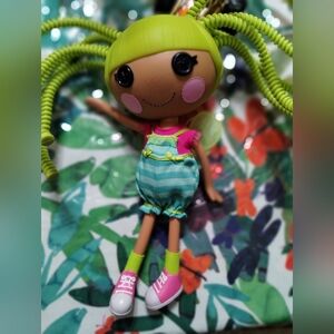 Lalaloopsy pix e flower flutter fairy 12”doll silly bendy green hair